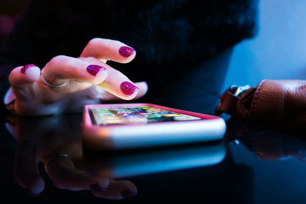 Découverte des services du téléphone rose et expériences uniques